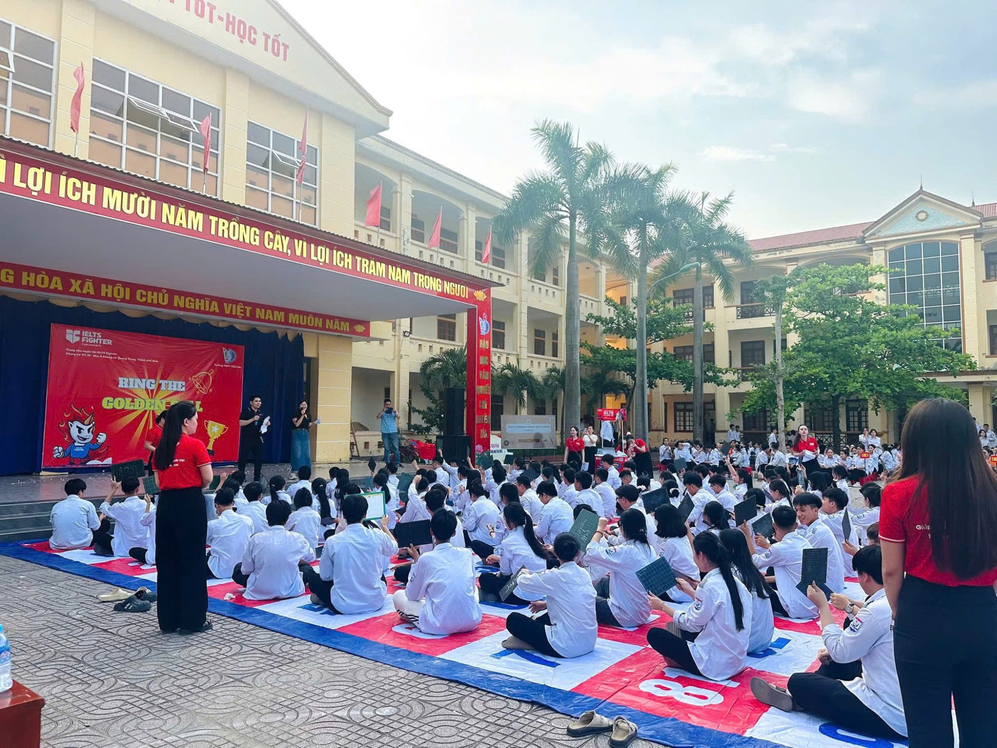 Ảnh cuộc thi Rung chuông vàng