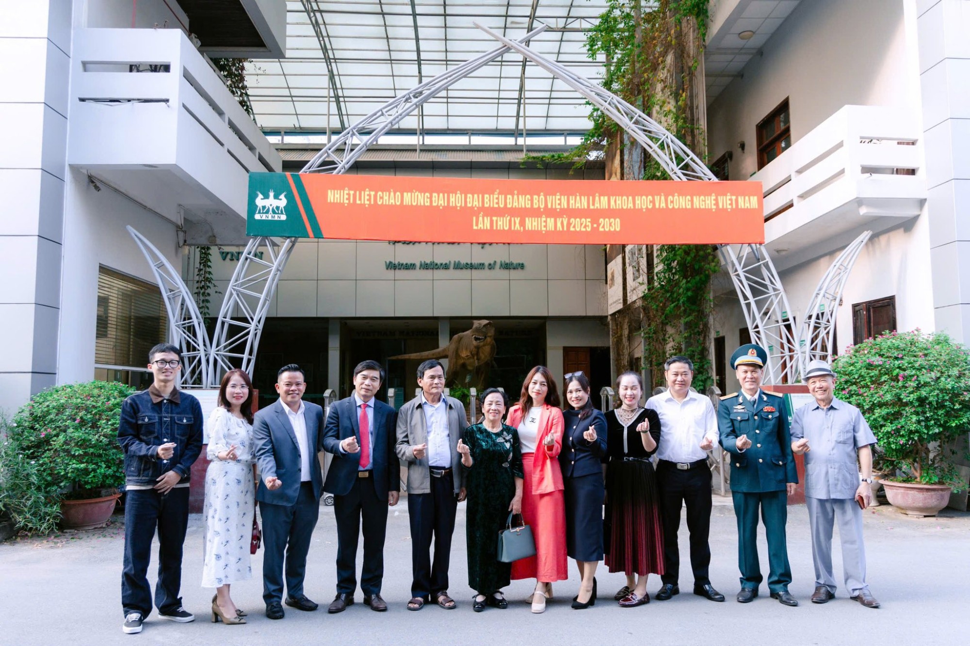 ẢNH HÀ NỘI HƯNG